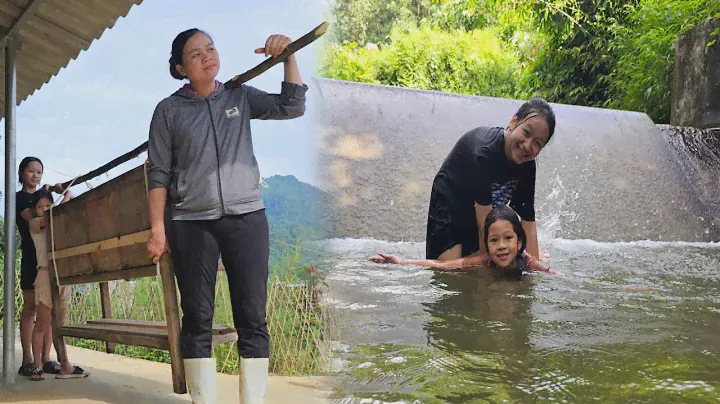 Jump rope, practice swimming - Uyen and sis Thi panicked when they encountered a strange snake.